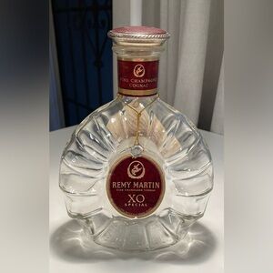 XO Special Cognac - Clear and Red